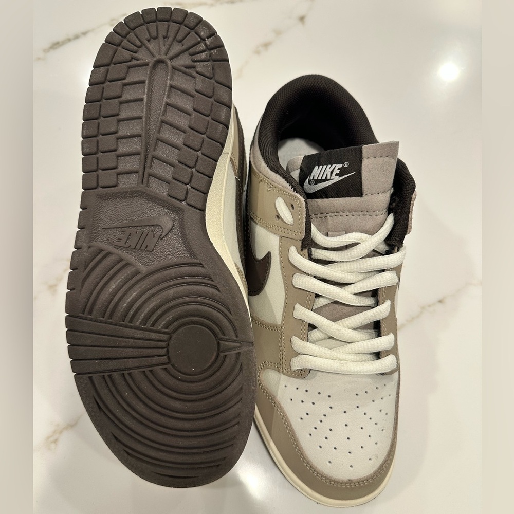 Nike Dunk Low Gray White Sneakers Neutral Tones Size 7 - Picture 3 of 6